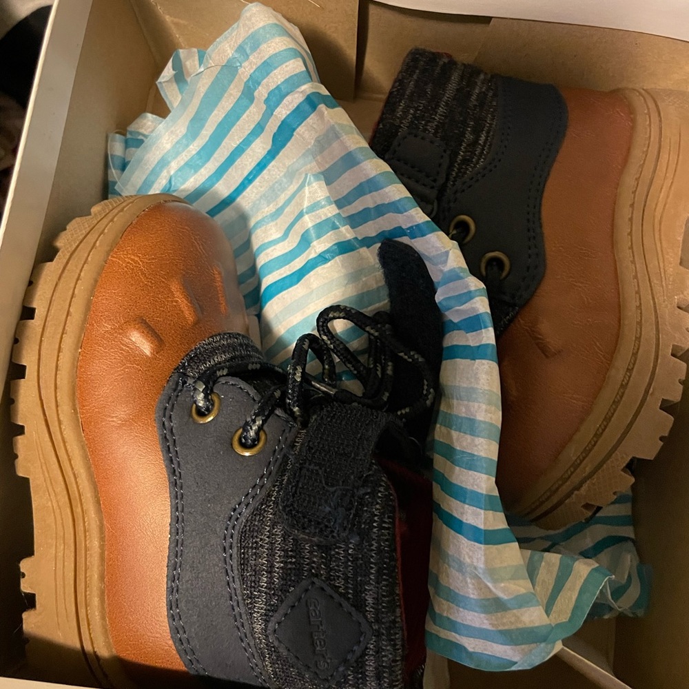 Toddler Boy’s Carter’s Size 5C boots